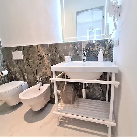 Apartment Allegra With Jacuzzi Viareggio
